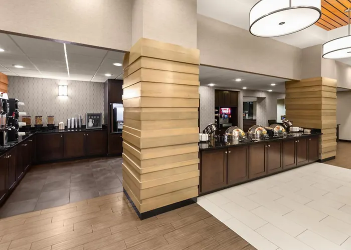 Heritage Inn & Suites San Antonio Airport, Trademark Wyndham